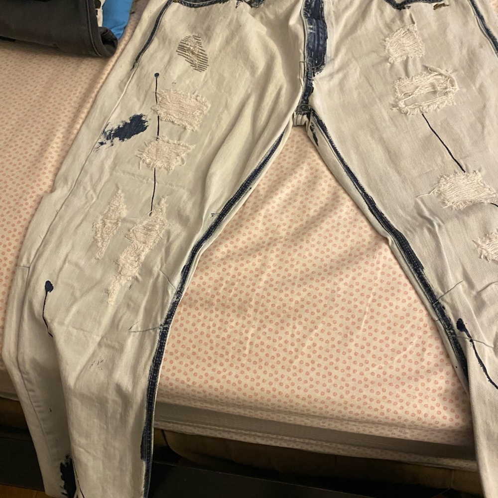 Jeans - Picture 2 of 4